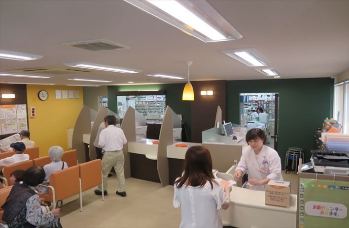 一般社団法人れいんぼう(レインボー薬局/東海通店)
