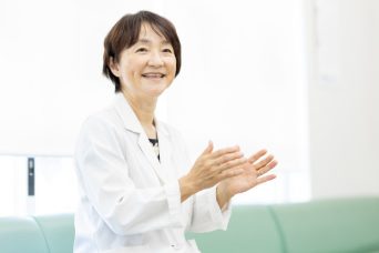 研修にも手当を支給。有益なアウトプットを全薬剤師が共有