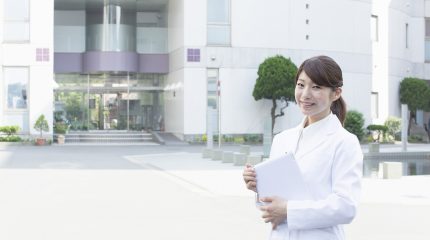 注目資格「がん専門薬剤師」は転職に有利に働く!取得条件と仕事内容