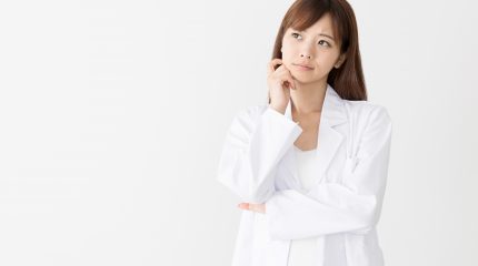 薬剤師が人間関係に悩む理由と、転職で解決するための方法【職場別】