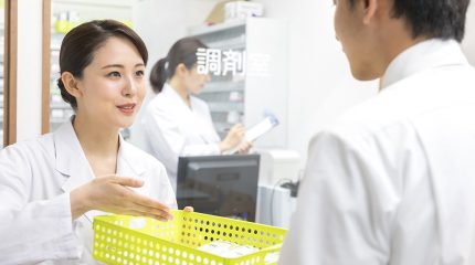 薬剤師の仕事って?仕事内容・資格・年収など徹底解説!